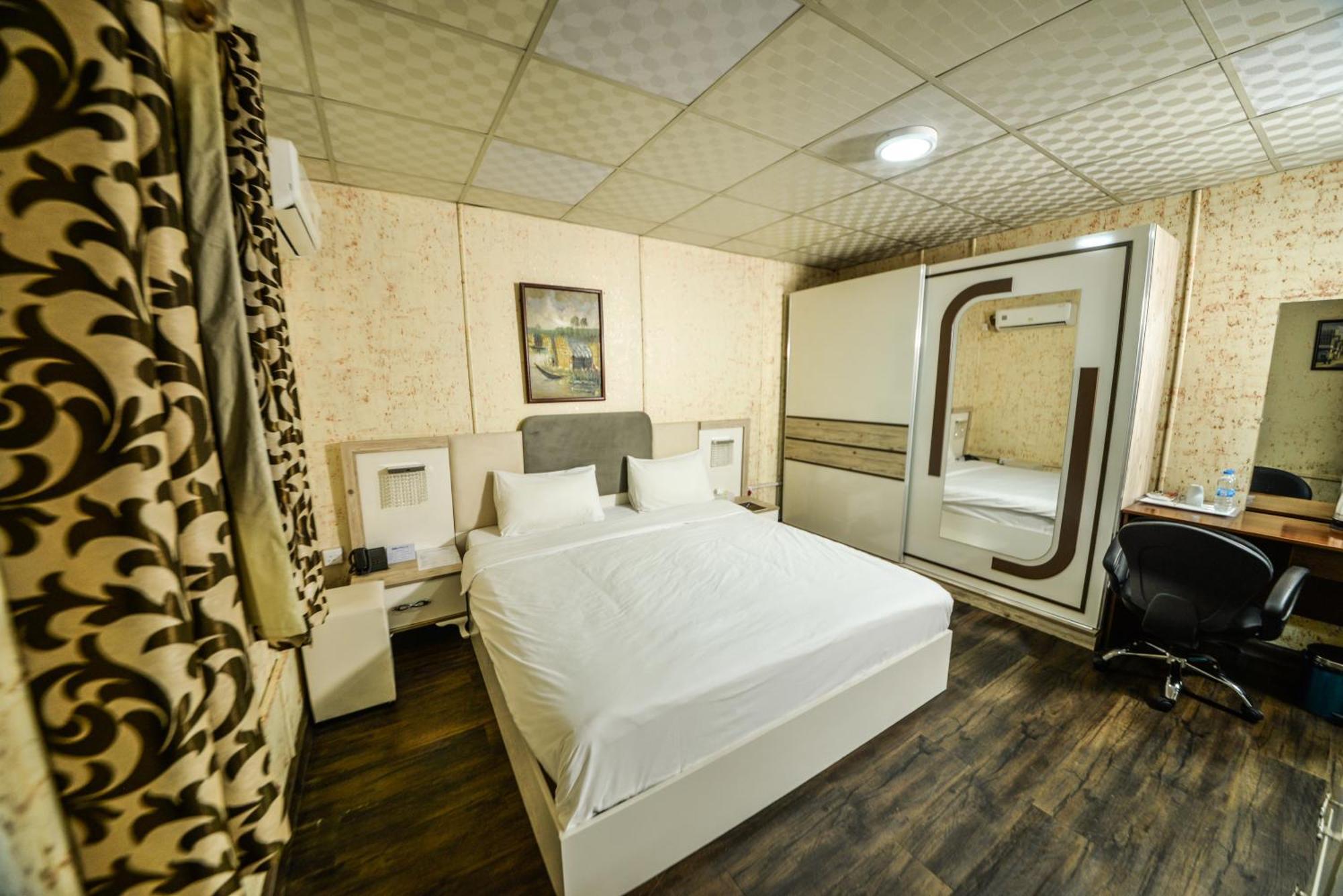 Baghdad Intl. Airport Hotel Екстериор снимка